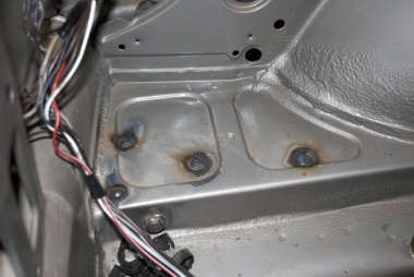 Sealing up the passenger compartment